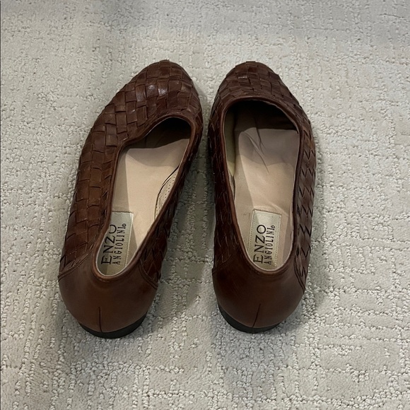 Enzo Angiolini Chestnut Woven Flats women’s size 9 - Picture 3 of 3